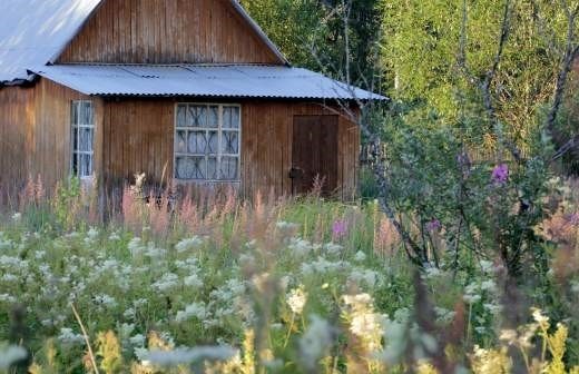 Как подключить электричество на даче: основные этапы и правила